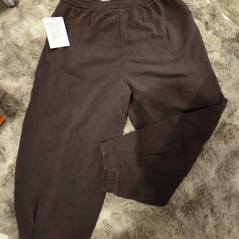 Lululemon loungeful hr joggers size 8